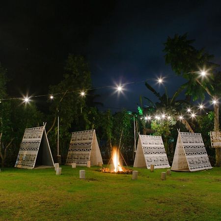 Your Brothers House Tribal Village Legazpi Exterior foto